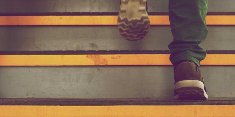 打通工厂内部物料流转最后一公里:江苏迪希姆如何以精密机械与智能方案重塑现代仓储